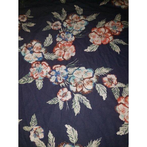 Nwt Womens 3XL St Johns Bay Navy Floral Blouse - Picture 2 of 2